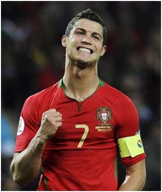 尤其是在决 尤其是在决