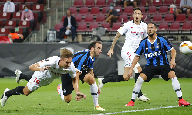 预选赛的首 预选赛的首