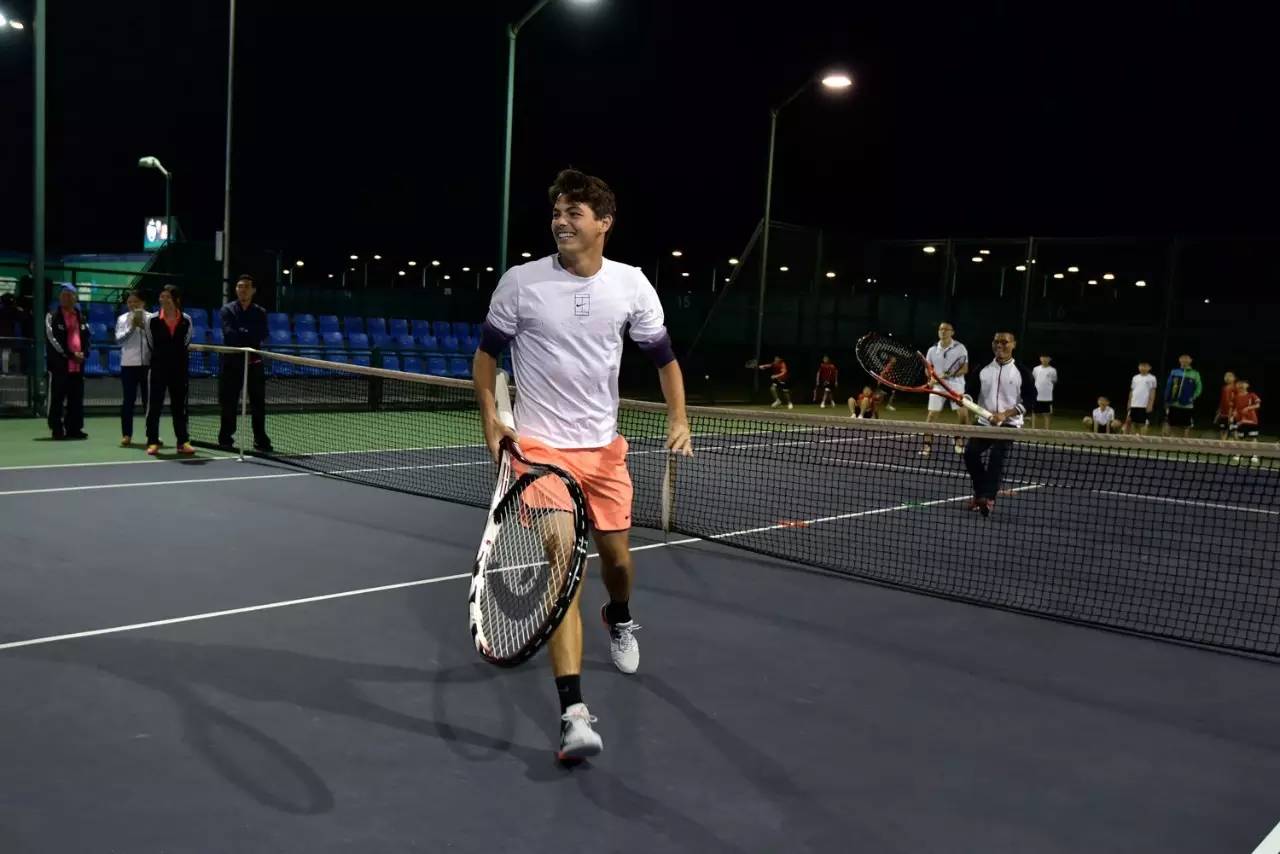 个不同的思 个不同的思