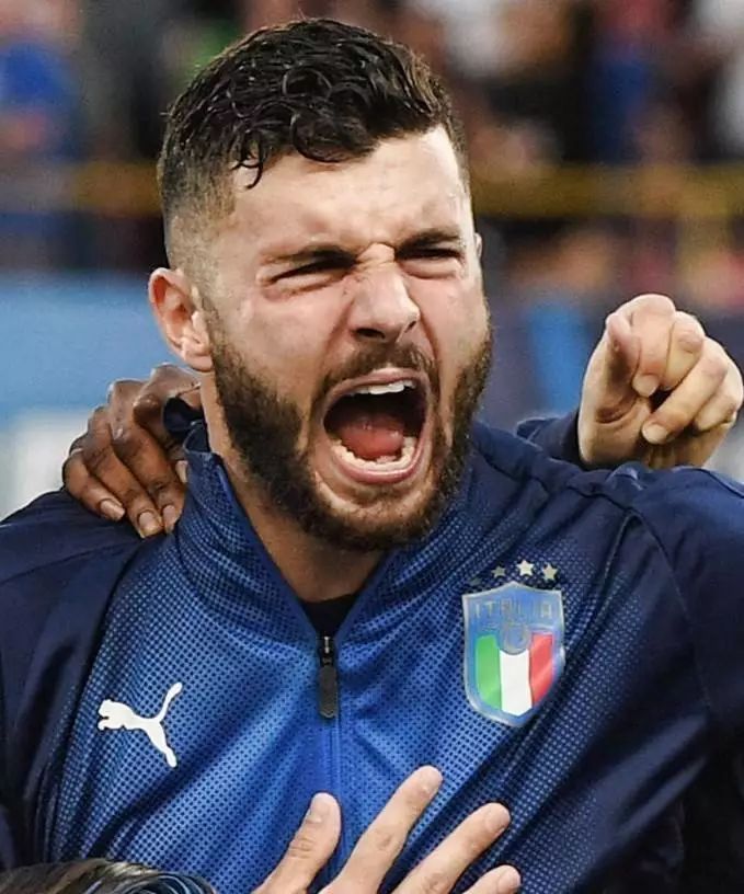 互有攻守 互有攻守